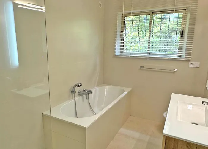 アパート Grand Pin 77 *